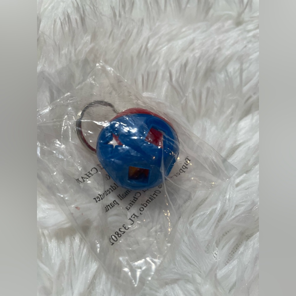 NEW Vintage Retro 90s Y2K 80s Tupperware Shape O Ball Ring Blue Red Keychain Toy